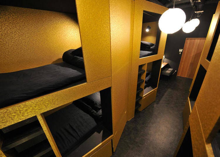 This dormitory, design based on the image of a gold folding screen, is super popular with tourists!