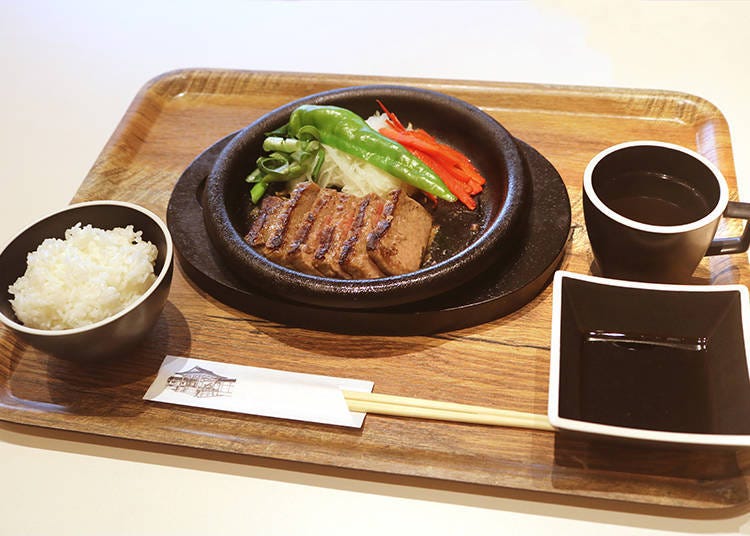 Japanese Black Ribulose Steak (130g 3,590 yen). Includes rice and onion soup.