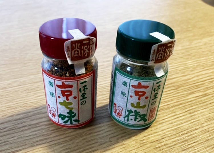 The Kyo Shichimi on the left goes well with everything, and the Kyo Sansho on the right can be used in soups and other dishes.