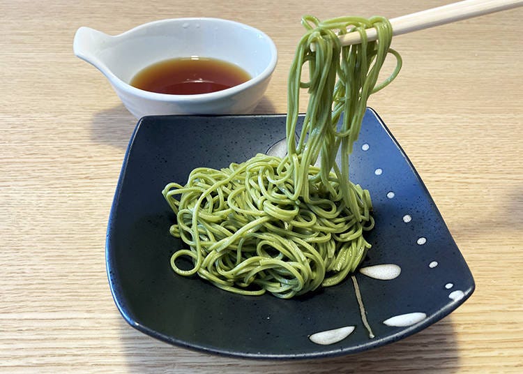 Featuring the elegant taste of Uji green tea and visually colorful soba noodles.