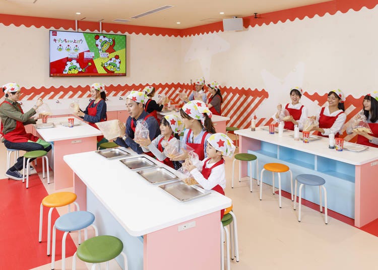 Make Your Own Baby Star Ramen Snacks at the Experience Area!