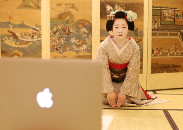 沒了觀光客，連京都藝妓也有生存危機？「線上藝妓」守護日本文化的奮鬥故事