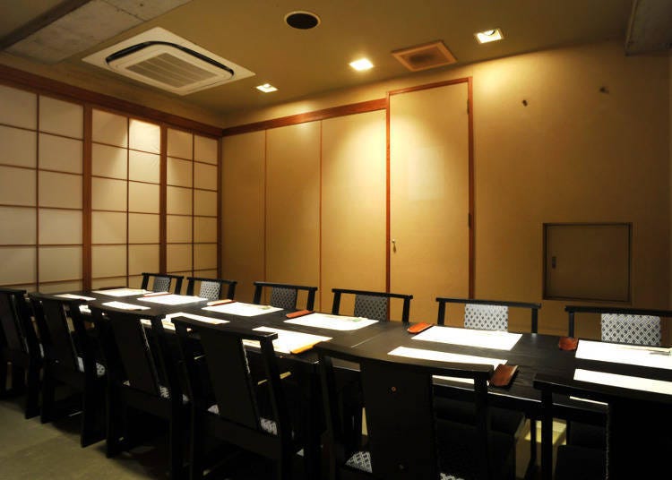 用途廣泛的多人宴會席包廂