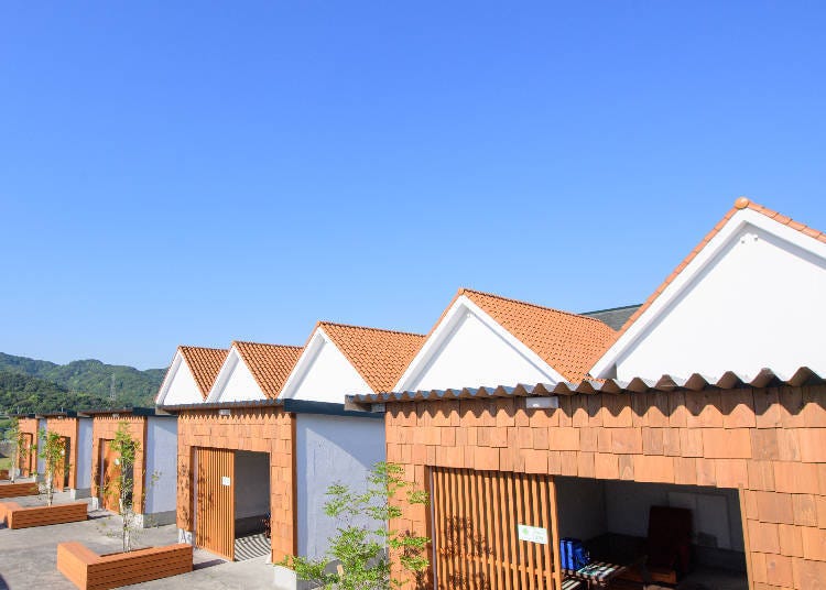 1. Awaji Island Hotel Lodge GREEN COZY: A small hotel with many multipurpose spaces