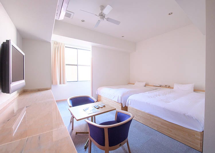 可供2〜4人入住的獨棟雙床房，房間前面也有多功能空間可利用
