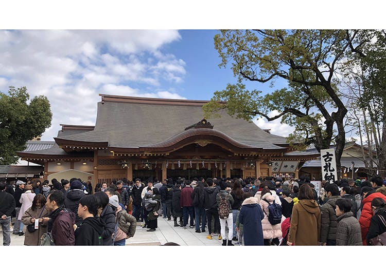 9. Hochigai Shrine: Visitors from All Over Pray for Safe Travels