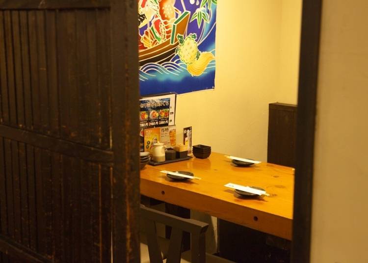 Private rooms for small numbers