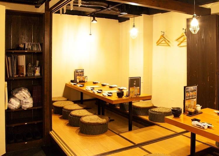 A horigotatsu-style private room separated by a door