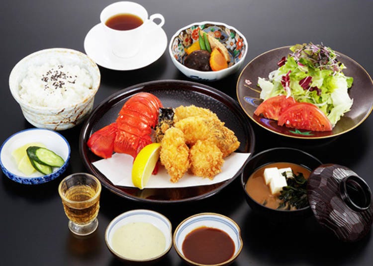 Assorted Fried Seafood Platter (1,800 yen)