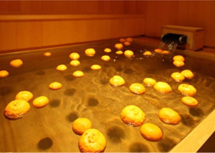 Filled with the aroma of yuzu, enjoy a bath where both your body and mind can relax.
