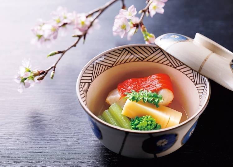 可以邊欣賞日本庭園邊享用正統京都料理的「京料理 入船」。晚餐會席料理1人12,000日圓～
