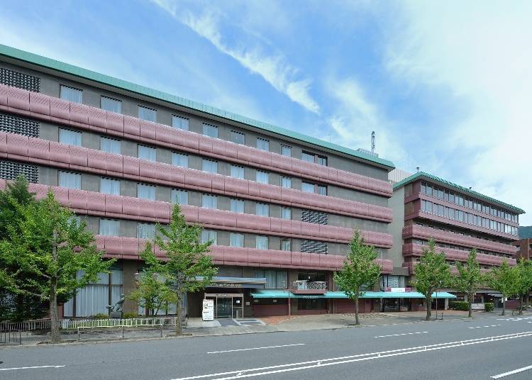 「飯店平安之森 京都」的裡面寬廣又安靜的環境，隨處能感受到飯店日本「和」的氣息。