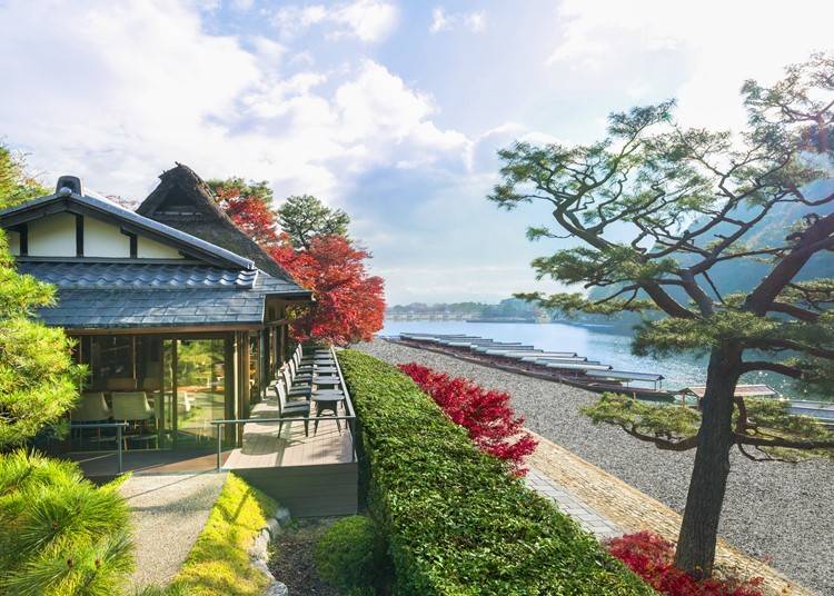 目の前に保津川が広がる「茶寮 八翠」