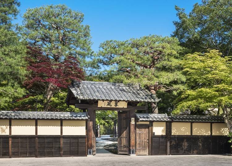 饭店入口