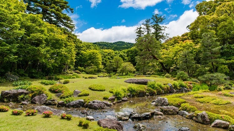 ‘일본정원’을 감상하는 법을 전문가의 해설을 통해 알아보며, 추천 명승정원 5곳
