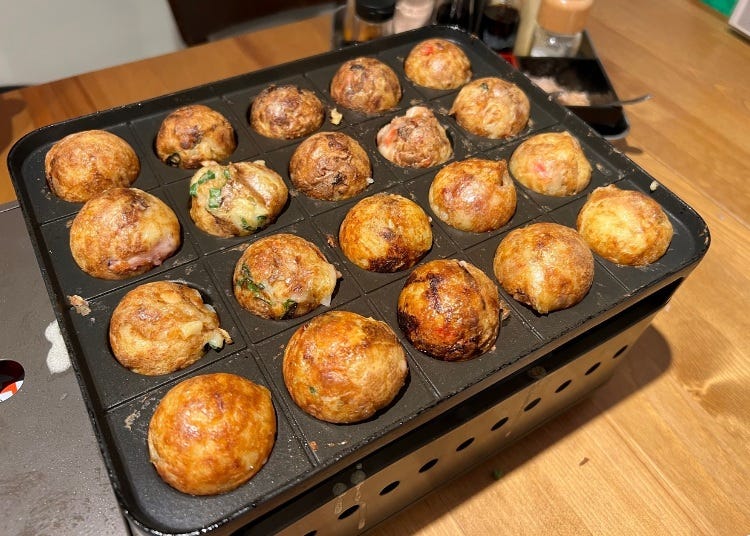 大阪で70分間の セルフたこ焼き食べ放題 に挑戦 ウインナーやキムチなどトッピングもすごい Live Japan 日本の旅行 観光 体験ガイド
