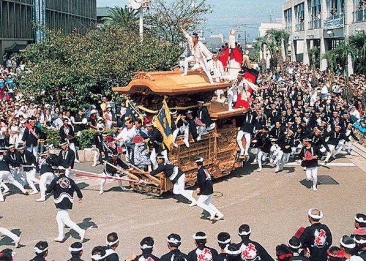 Kishiwada Danjiri Festival (Osaka Prefecture)