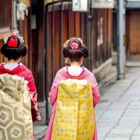 Kyoto Geisha Districts Tour
Image: Klook