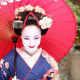 日式庭院舞妓體驗（含拍攝）
▶點擊預約
圖片來源：Klook