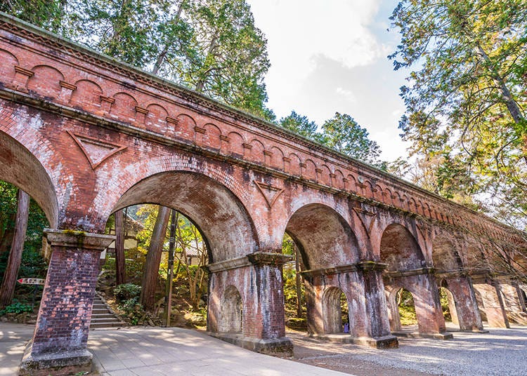 Suirokaku Aqueduct, a popular location for TV dramas and films / Image courtesy of PIXTA