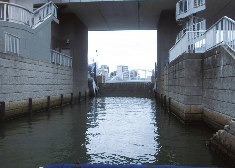 boat cruise in osaka