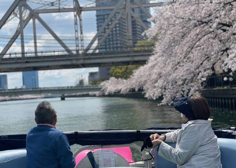 boat cruise in osaka