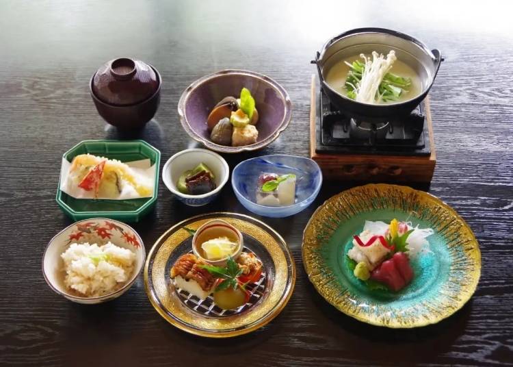 Matsusho is a unique restaurant in Kyoto, situated in the historic Tamba Kameoka area and offering cuisine that incorporates locally-sourced ingredients. (Photo: Klook)