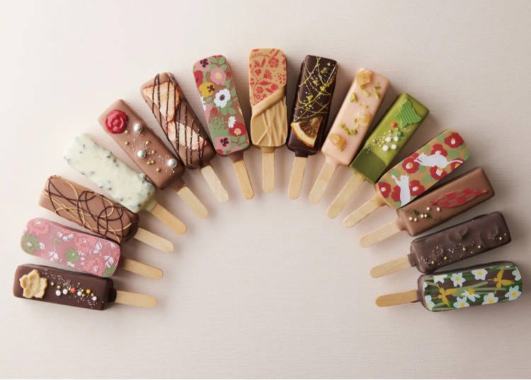 Stick Chocolate Assorted Gift Box (594 yen (1 pc) / 1,944 yen (3 pc) / 3,240 yen (5 pc) / Prices include tax)
