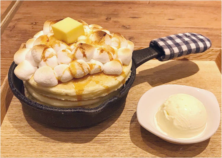 Mog's Toasted Marshmallow & Salted Caramel Milk Candy Pancake (Photo provided by the interviewee)