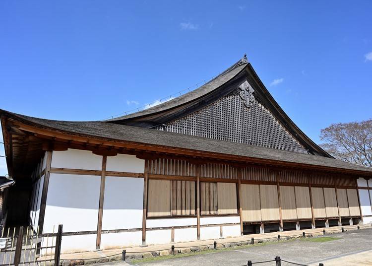 1. Sasayama Castle Oshoin: Castle town landmark (and today's starting point)