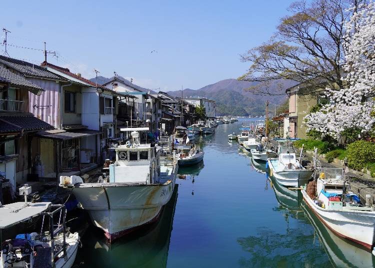 5. Yoshiwara: Peek Into the Quiet Lives of Locals at This Old Fishing Village