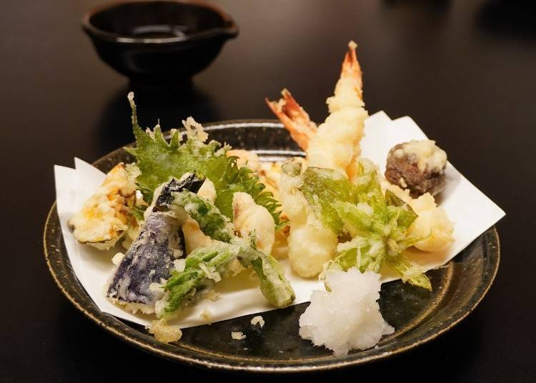 天婦羅拼盤(天ぷら盛り合わせ)(1,600日圓/未稅)
