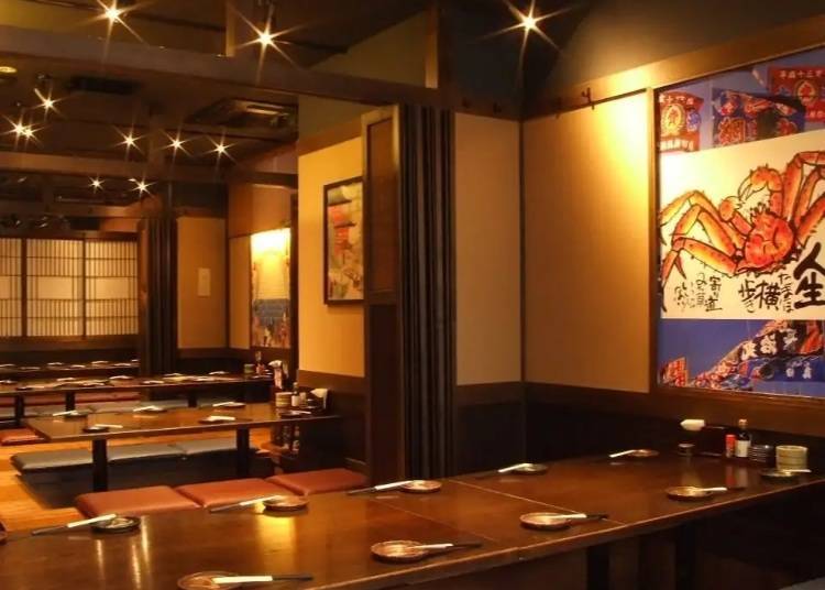 Pictured: Hana-no-Mai Asakusaka Minarimon Restaurant / Image: https://gurunavi.com/en/g863259/rst/