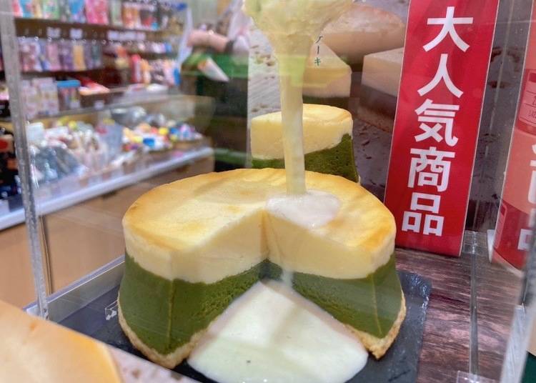 Two layers of rich cheesecake and Uji matcha cheese
