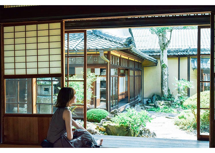 The Joto Mukashi Machiya was built about 300 years ago. It served as a bank for the Tsuyama clan during the Meiji period (1868-1912).