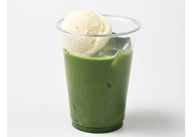 Gelato float (Matcha green tea latte) (Price: 864 yen)