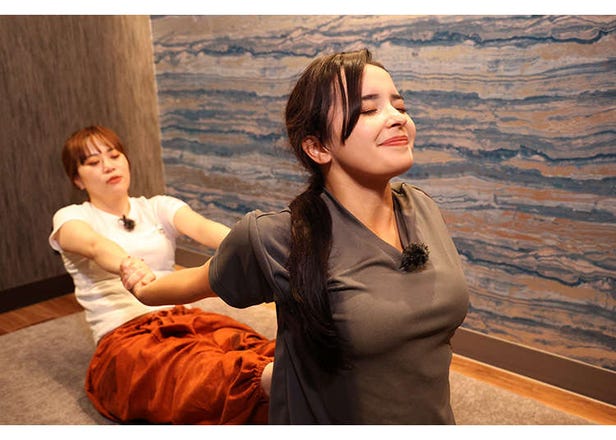 Melt Away Travel Stress at THAI RELAXATION SALON SORA - Steps Away from Osaka Station (Experience Report)