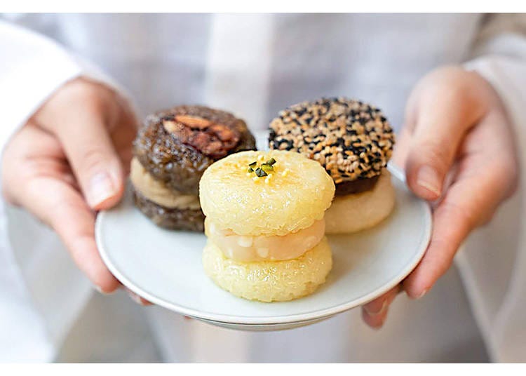 “Ohagi Burger” Japanese sweets and take-out service also available