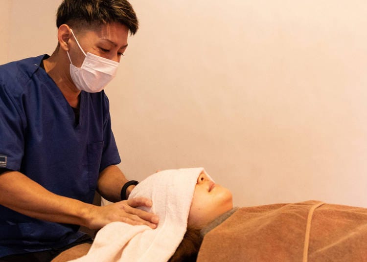 (Photo courtesy of HOSTEL Waraku) Relaxation Massage