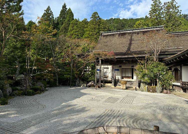Temple Stays in Japan: Here's What to Expect at a "Shukubo" Firsthand