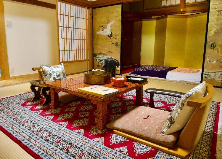 Moonlight room with futon