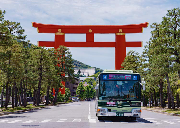 Visiting Kyoto on a Weekend or Holiday? Smoothly Visit Kyoto’s Kiyomizu-dera & Ginkaku-ji Temples on the New Sightseeing Limited Express Bus