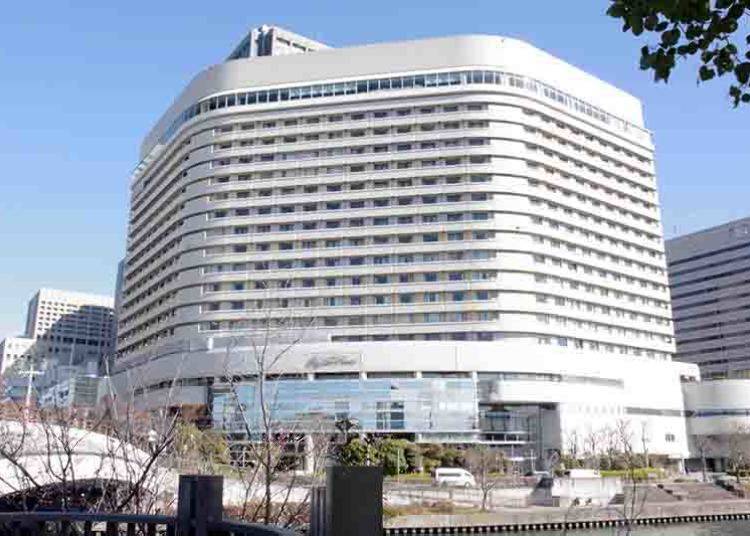 Hotel New Otani Osaka: Tradition and Luxury Right By Osaka Castle