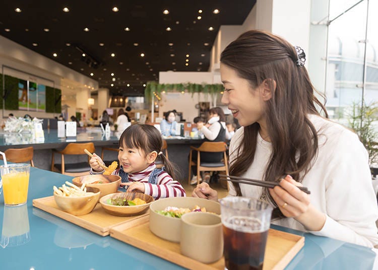 Including a cafe serving health-conscious food, there are still many more places to go!