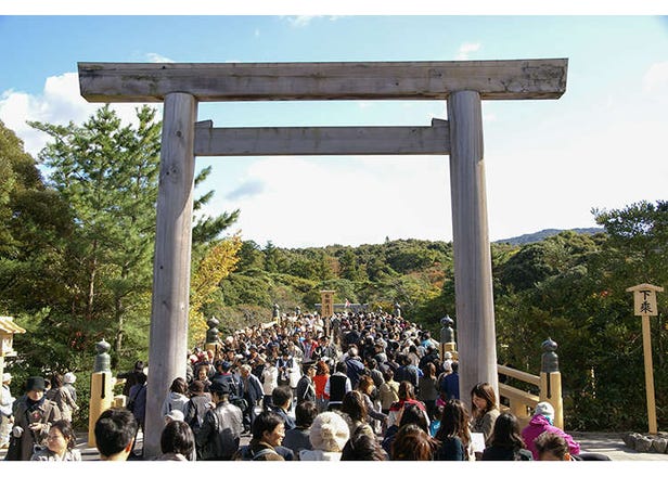 Iseshi Station: Gateway to Japan&rsquo;s Sacred Heart and the Evolving Ise-Shima Region