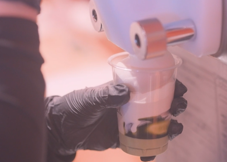 ムースの上に、濃厚なアイス…。美味しいに決まってますし、実際に美味しかったです!