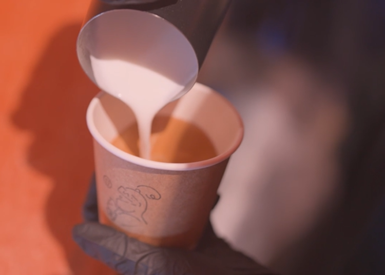 スタッフさんはラテアート修行中だそうです