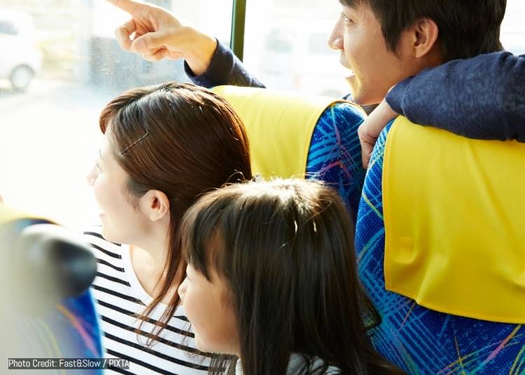 KIX Limousine Bus: Perfect for Travelers with Large Luggage or Families