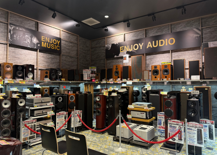 5F: The Reference Room - A Sanctuary for Audiophiles