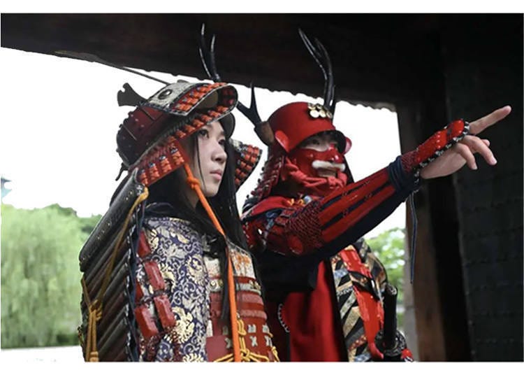 ผู้หญิงก็สวมเกราะได้เท่เหมือนกัน! (ภาพ: KKday)
